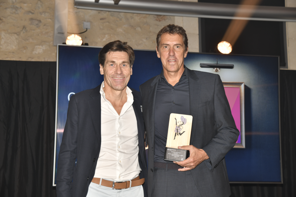 Jean-Rémy Bergounhe reçoit le Prix de l’Entrepreneur de l’Année par EY ...